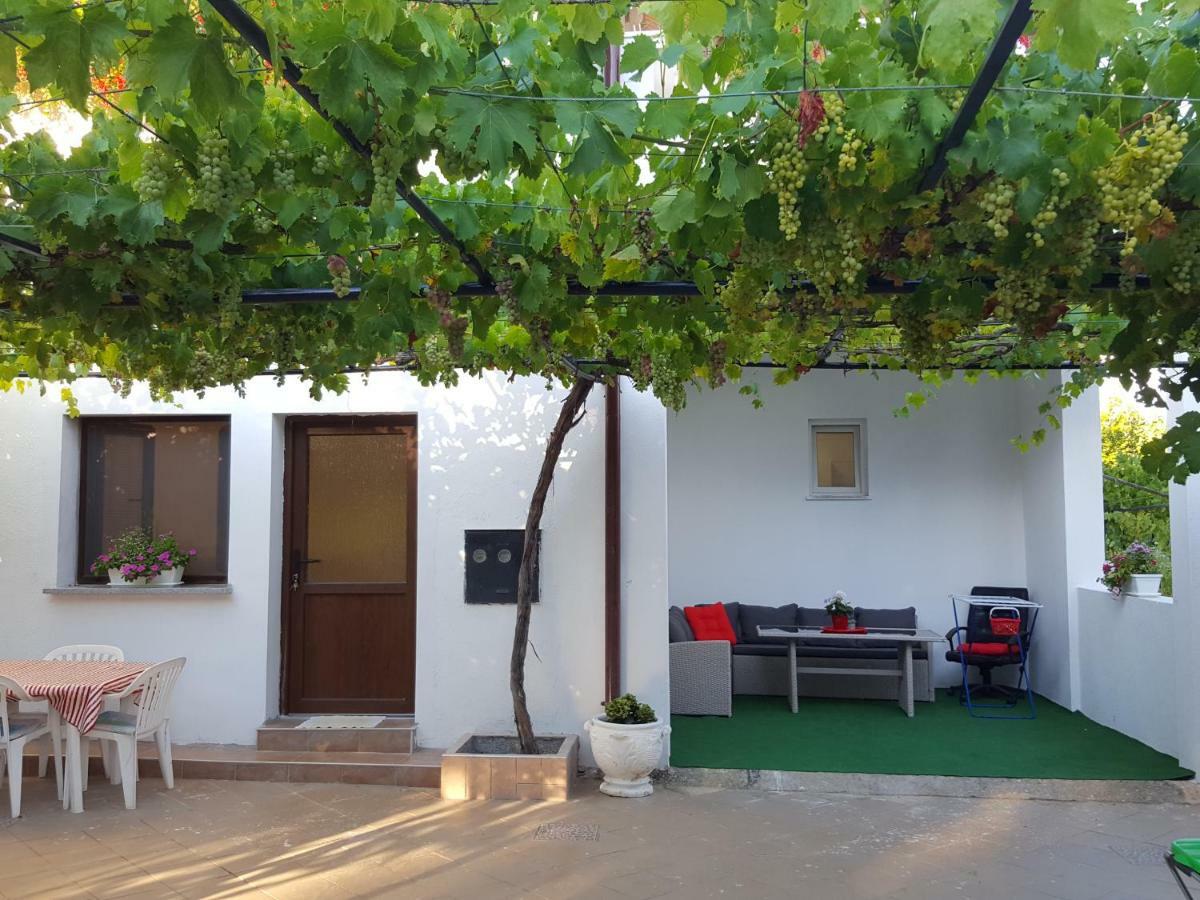 Studio Apartman D&D Banjole Exterior foto